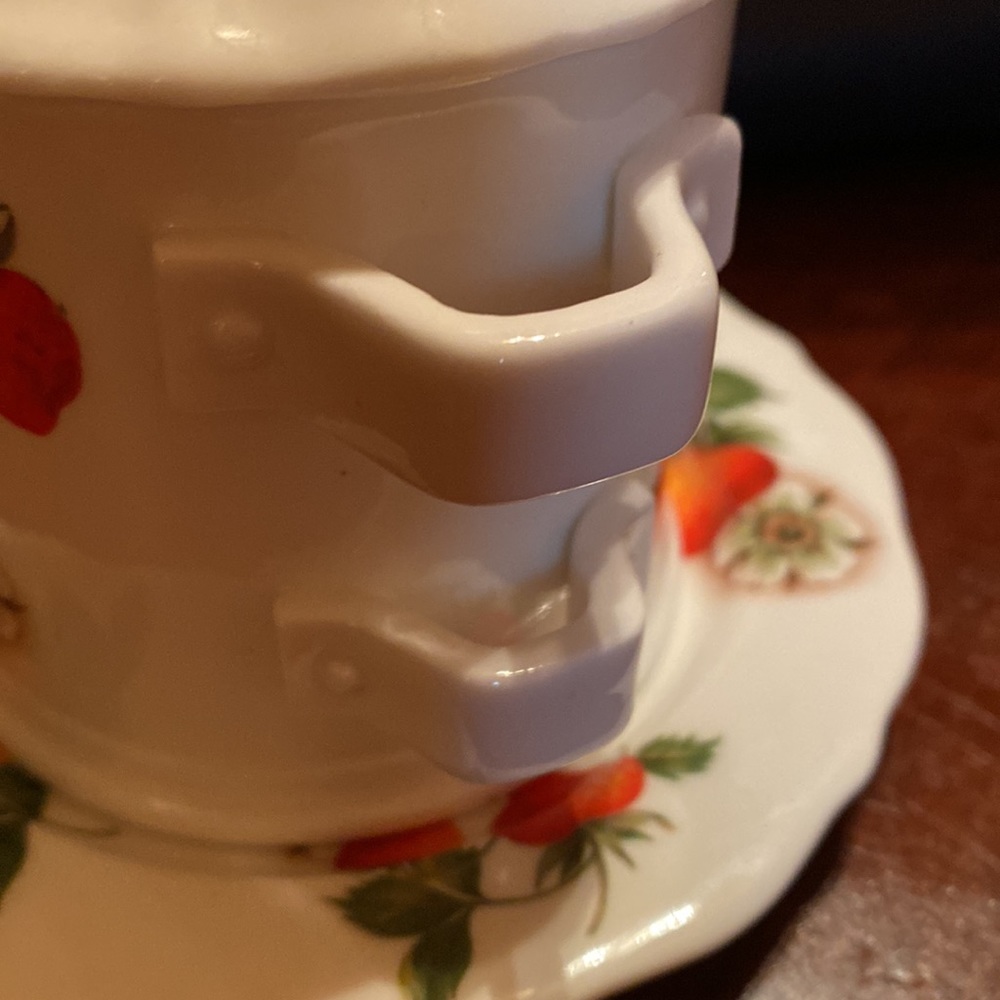 Strawberry Lane - Picture 5 of 6